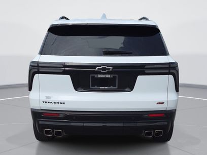 Used 2024 Chevrolet Traverse RS