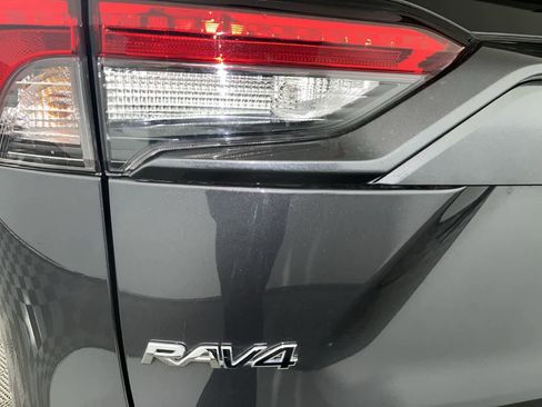 Used 2025 Toyota RAV4 XLE image 11
