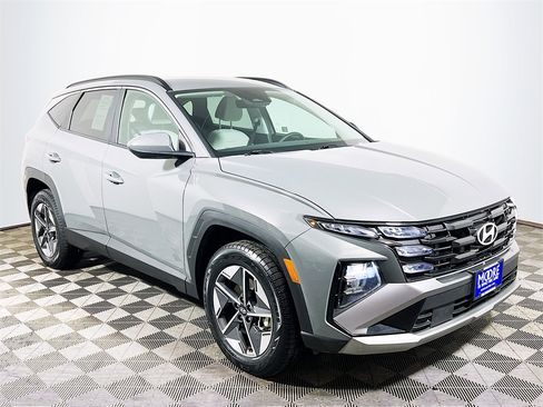 Used 2025 Hyundai Tucson SEL image 1