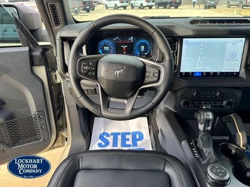 New 2025 Ford Bronco Badlands image 13