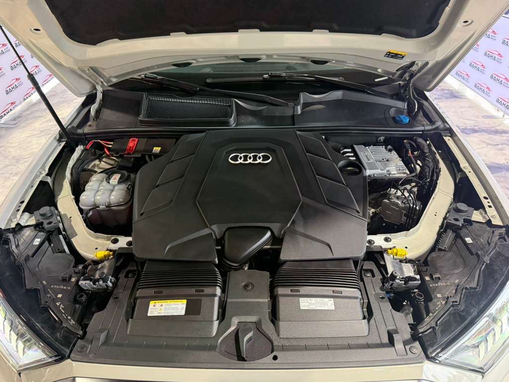 Used 2024 Audi Q7 3.0T Premium Plus AWD/4WD image 56