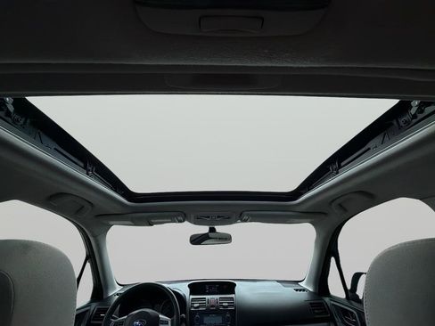 Used 2014 Subaru Forester 2.5i Premium w/ All-Weather Package AWD/4WD image 20