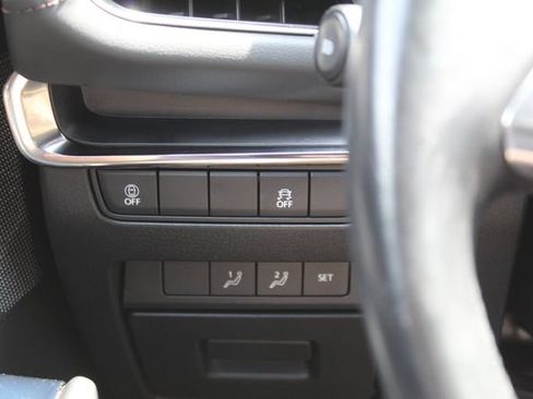 Used 2021 MAZDA MAZDA3 s FWD image 19