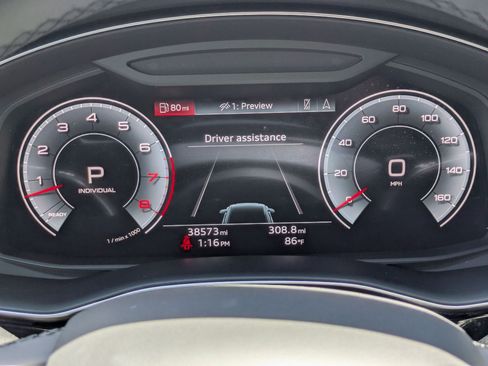 Used 2023 Audi Q8 Premium w/ Convenience Package AWD/4WD image 15