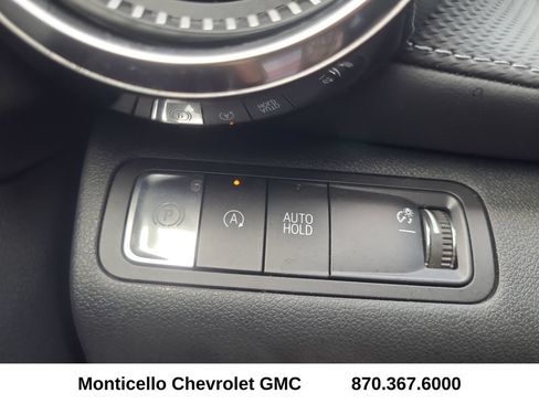 Certified 2026 Chevrolet Equinox LT w/ Midnight Edition FWD image 18