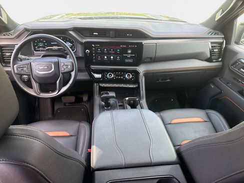 Used 2024 GMC Sierra 1500 AT4 w/ Technology Package image 15