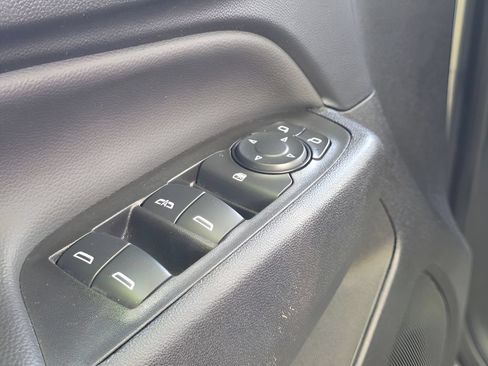 Used 2024 Chevrolet Equinox LT AWD/4WD image 15