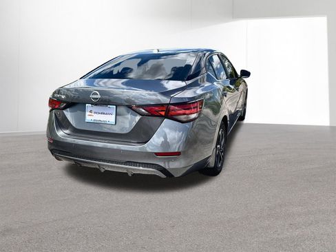 Used 2025 Nissan Sentra SV w/ Trunk Package FWD image 4