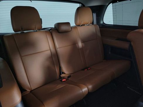 Used 2020 Toyota Sequoia Platinum image 17