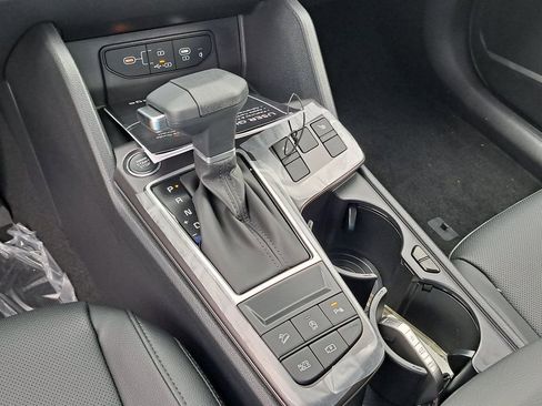 New 2026 Kia Sportage EX w/ EX Panorama Roof Package image 11