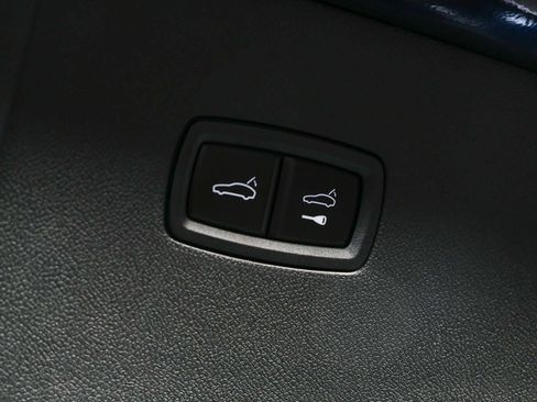 Certified 2025 Porsche Cayenne Turbo GT image 30