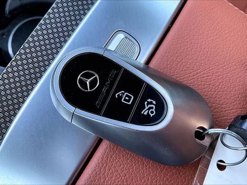 Certified 2025 Mercedes-Benz GLC 43 AMG 4MATIC image 15