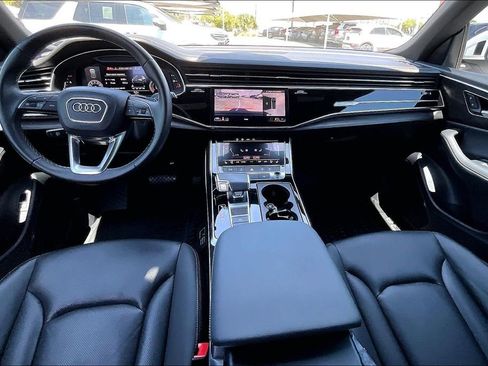 Used 2023 Audi Q8 Premium Plus w/ Premium Plus Package AWD/4WD image 17