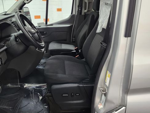 Used 2022 Ford Transit 350 XLT image 25