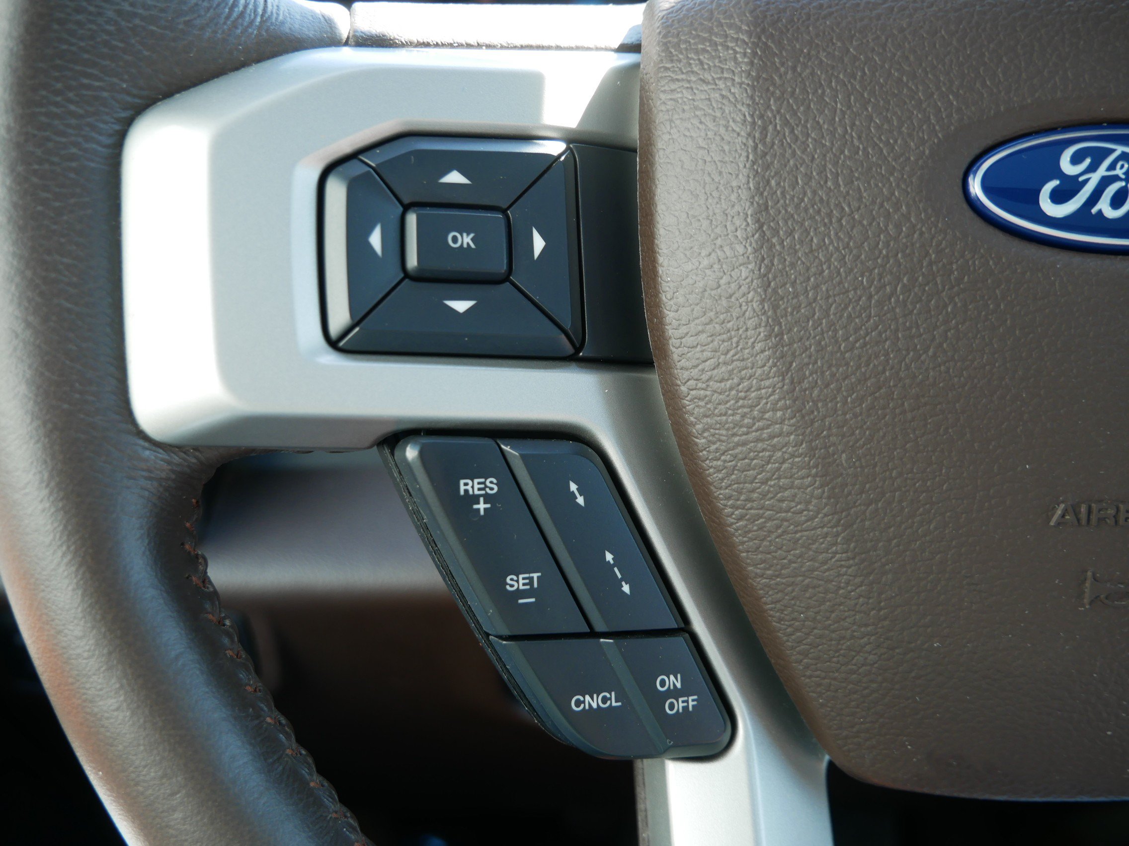 Used 2020 Ford F150 King Ranch w/ Equipment Group 601A Luxury AWD/4WD image 17