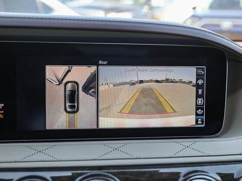 Used 2018 Mercedes-Benz S 560 Sedan image 23