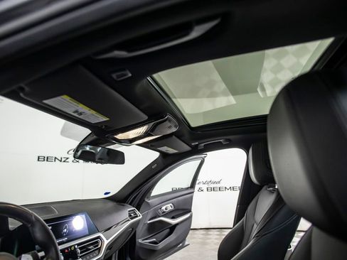 Used 2022 BMW 330i Sedan w/ M Sport Package image 26