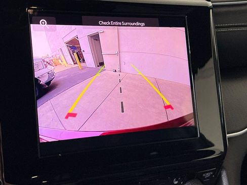 Used 2025 Jeep Grand Cherokee Altitude RWD image 19