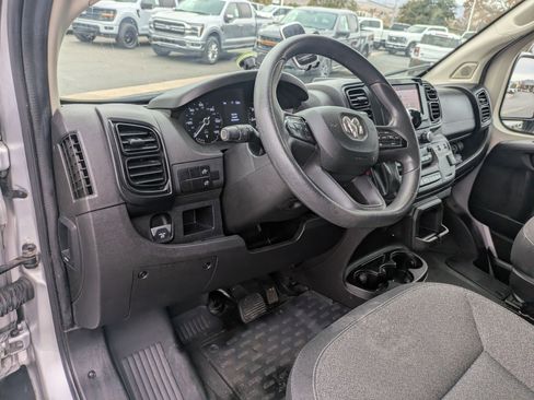 Used 2022 RAM ProMaster 2500 image 14