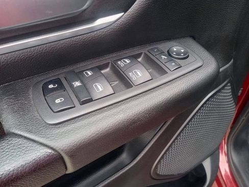Used 2022 RAM 1500 Big Horn AWD/4WD image 14