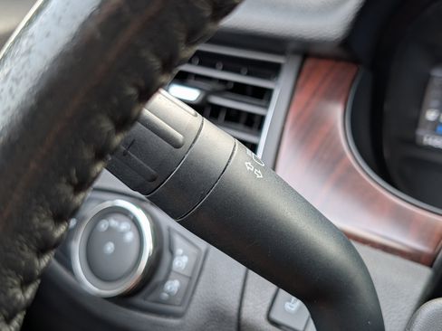 Used 2013 Ford Edge Limited image 23