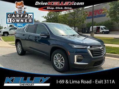 Used 2023 Chevrolet Traverse LT