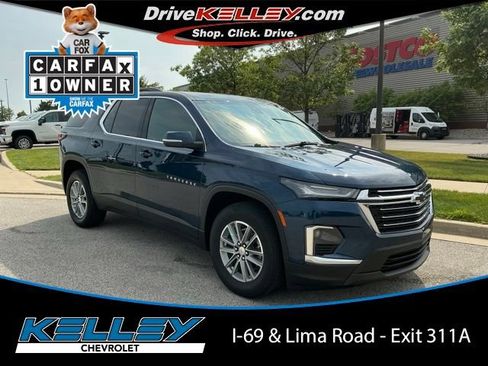 Used 2023 Chevrolet Traverse LT FWD image 1