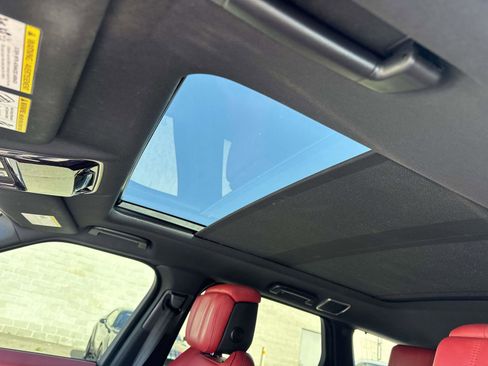 Used 2019 Land Rover Range Rover Sport HSE Dynamic AWD/4WD image 30