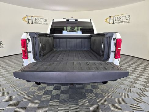 Used 2025 RAM 1500 Tungsten AWD/4WD image 35