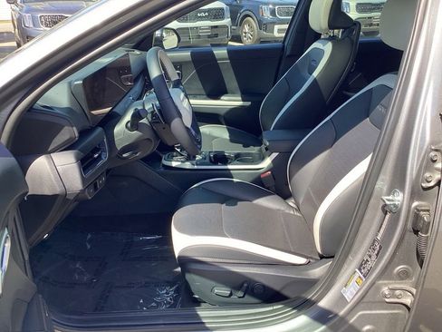Used 2025 Kia K4 GT-Line w/ GT-Line Premium Package FWD image 14