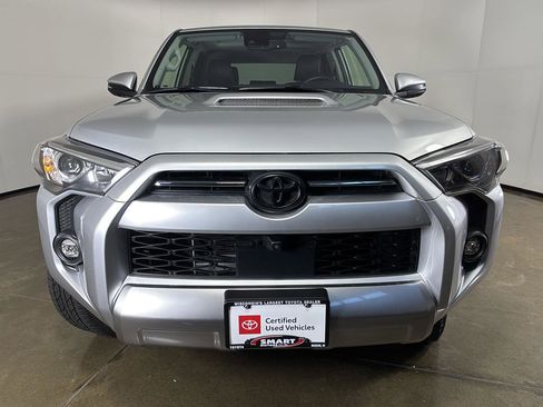 Used 2022 Toyota 4Runner TRD Off-Road Premium w/ TRD Black Wheel Package (TMS) AWD/4WD image 6