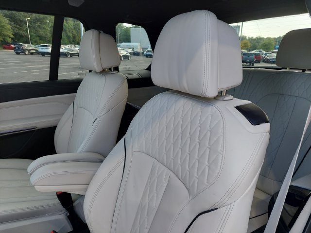 Used 2023 BMW X7 xDrive40i w/ Executive Package AWD/4WD image 39