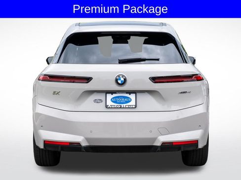 Used 2026 BMW iX xDrive45 w/ Premium Package AWD/4WD image 7