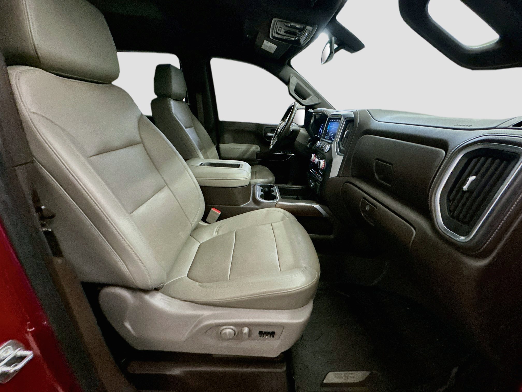 Used 2021 GMC Sierra 1500 SLT AWD/4WD image 31