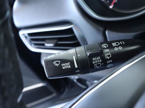 Used 2017 Maserati Levante w/ Luxury Package image 23