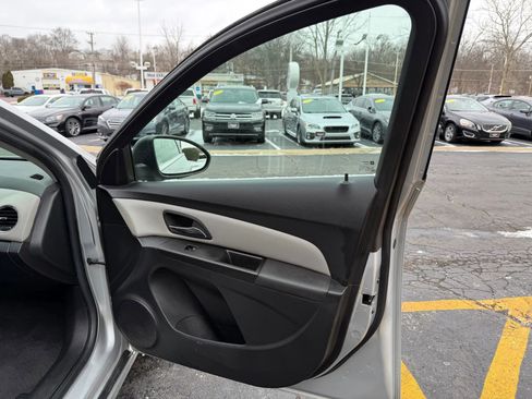 Used 2012 Chevrolet Cruze LS w/ Connectivity Package image 25