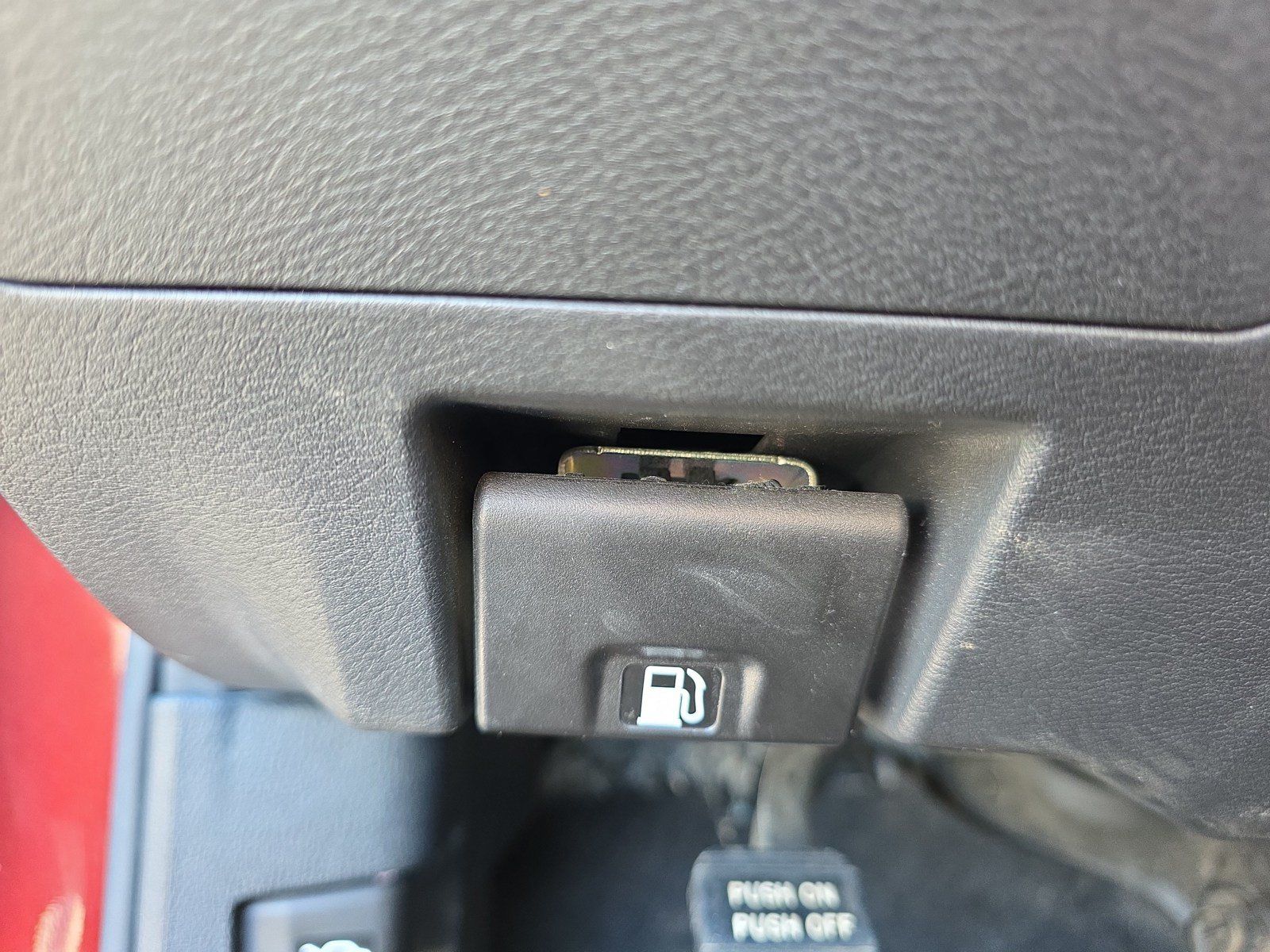 Used 2024 Nissan Altima 2.5 SV FWD image 24