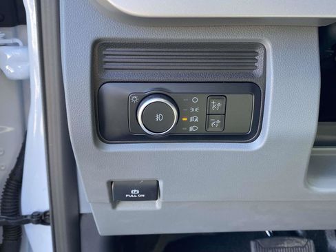 New 2025 Ford F550 4WD image 15