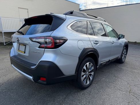 Certified 2023 Subaru Outback Limited image 8