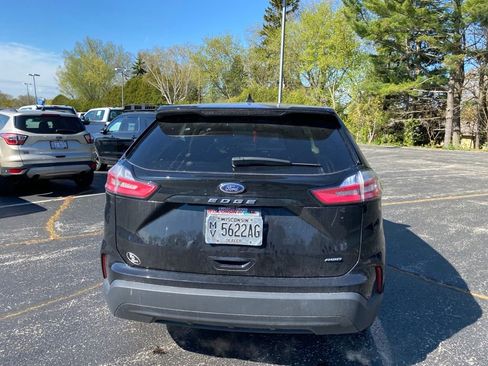 Used 2024 Ford Edge SE AWD/4WD image 5