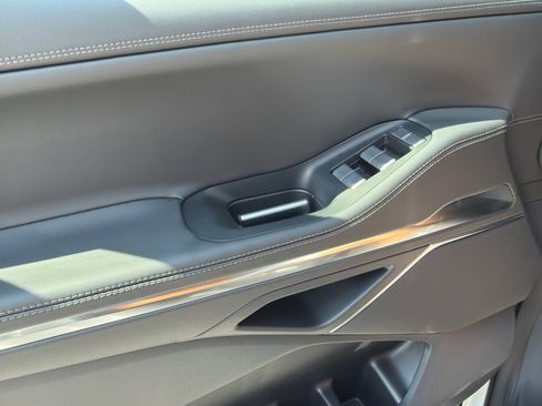 New 2027 Lincoln Navigator L Premier AWD/4WD image 34