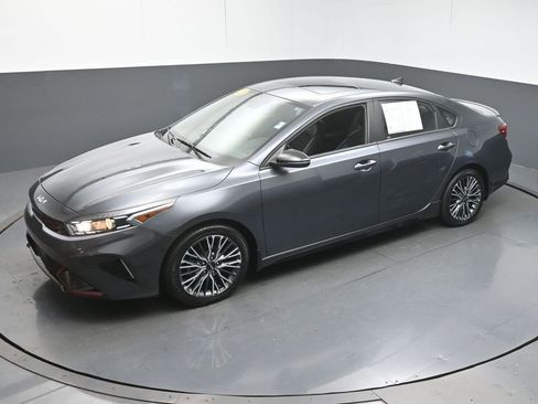 Used 2023 Kia Forte GT-Line w/ GT-Line Premium Package image 41