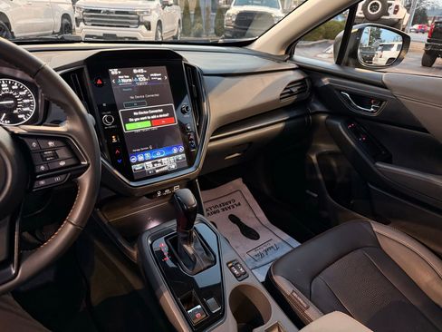 Used 2025 Subaru Crosstrek 2.5i Limited image 40