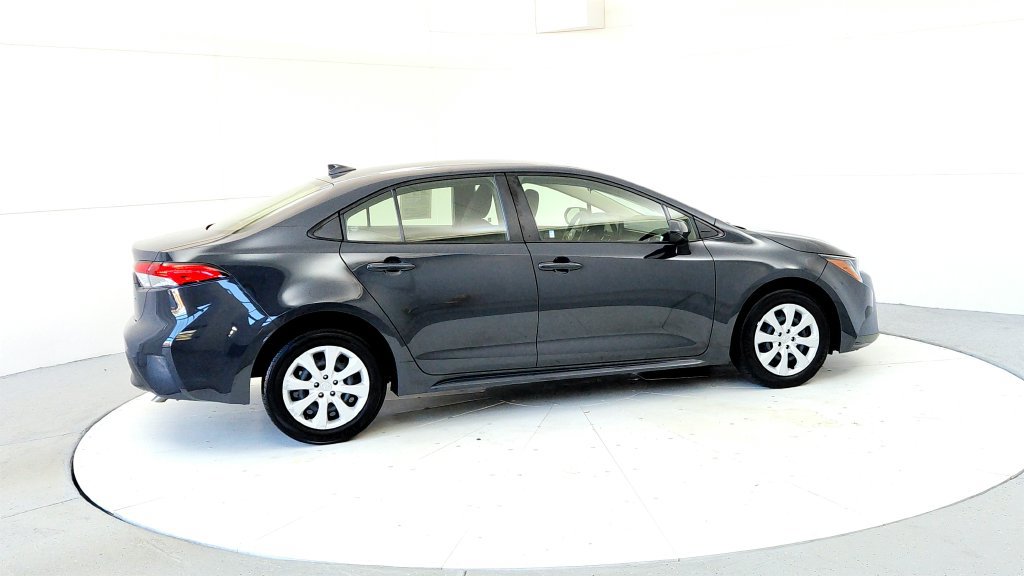 Used 2024 Toyota Corolla LE FWD image 6
