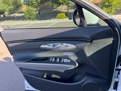 Used 2023 Genesis GV70 2.5T w/ Select Package image 13