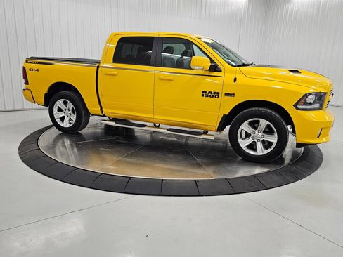 Used 2016 RAM 1500 Sport w/ Stinger Yellow Sport Package AWD/4WD image 7