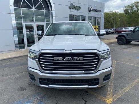 Used 2025 RAM 1500 Laramie AWD/4WD image 8