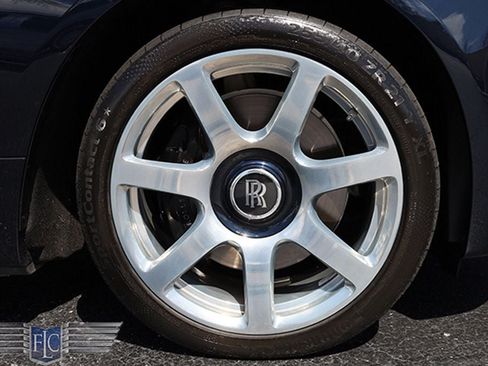 Used 2016 Rolls-Royce Dawn RWD image 39