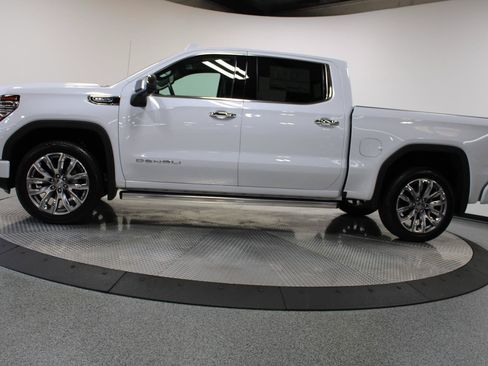 New 2026 GMC Sierra 1500 Denali AWD/4WD image 6