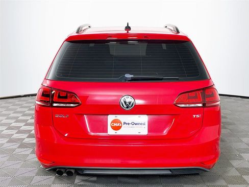 Used 2016 Volkswagen Golf Limited Edition image 6